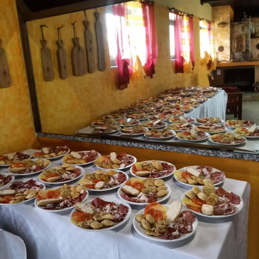 Agriturismo Usurtala Orani Buitenkant foto