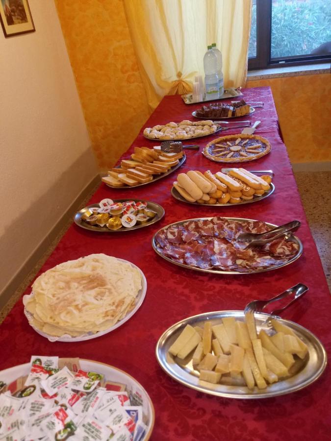 Agriturismo Usurtala Orani Buitenkant foto