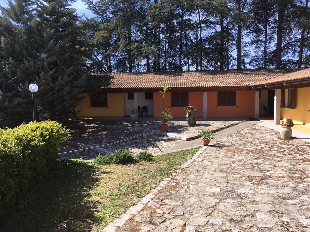 Agriturismo Usurtala Orani Buitenkant foto